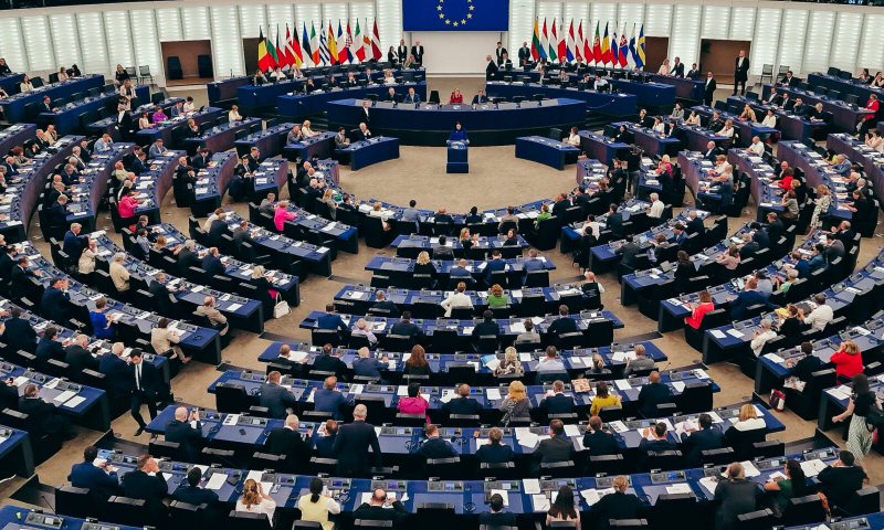 Beleri bëhet sërish ‘mollë sherri’! Plas debati mes delegacionit shqiptar dhe eurodeputetëve të Greqisë në Bruksel Beleri bëhet sërish ‘mollë sherri’! Plas debati mes delegacionit shqiptar dhe eurodeputetëve të Greqisë në Bruksel