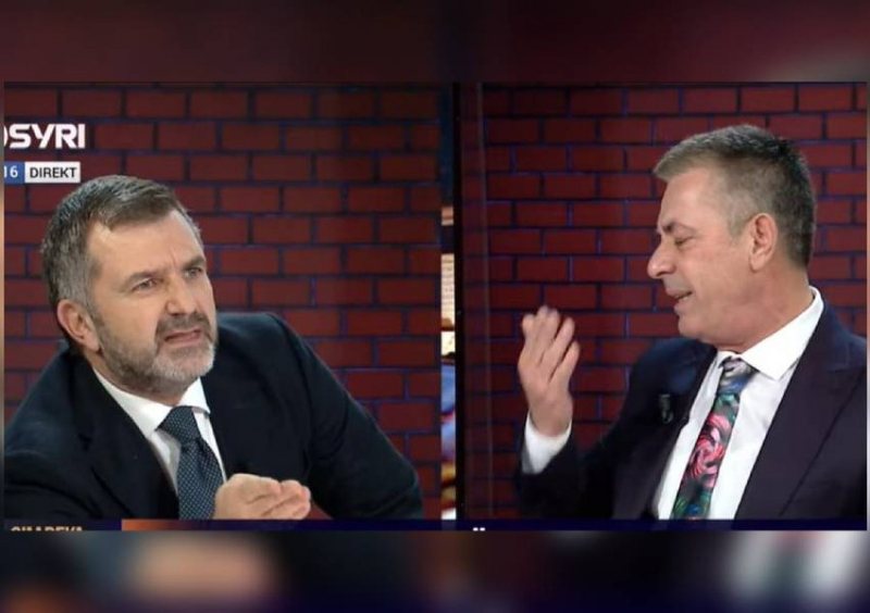 “O ditëzi, o kapterr, o zemërzi”! Klyshi i bllokut Andi Kapo sulmon policinë, Lorenc Vangjelit e denigron “O ditëzi, o kapterr, o zemërzi”! Klyshi i bllokut Andi Kapo sulmon policinë, Lorenc Vangjelit e denigron