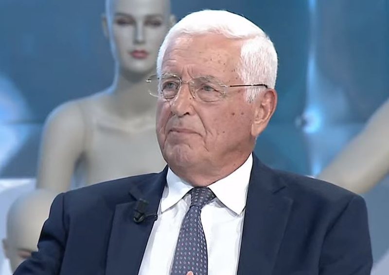 “Mendon se jam pedofil të martohem me një kalama?” Neritan Ceka tregon si u martua me “shkesë” “Mendon se jam pedofil të martohem me një kalama?” Neritan Ceka tregon si u martua me “shkesë”