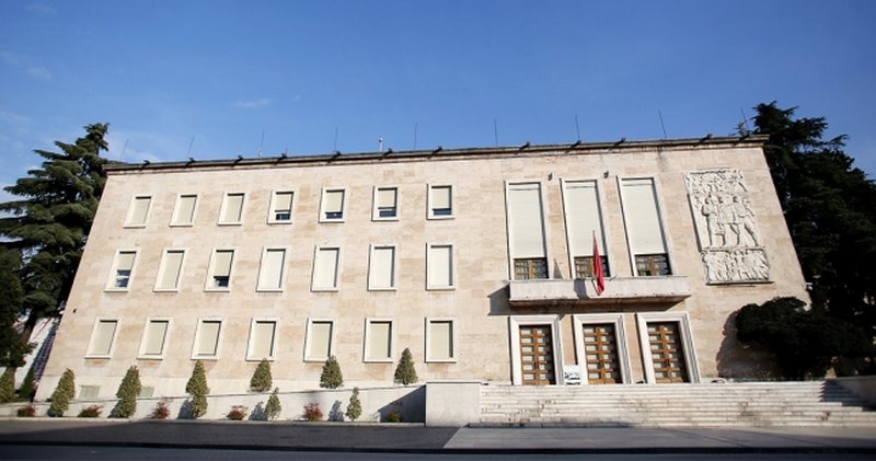 Vendi me më shumë festa zyrtare në Europë! Qeveria merr vendimin: Një tjetër festë zyrtare i shtohet Shqipërisë Vendi me më shumë festa zyrtare në Europë! Qeveria merr vendimin: Një tjetër festë zyrtare i shtohet Shqipërisë