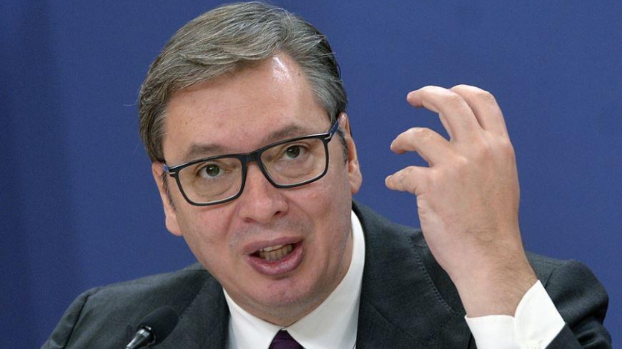 Vuçiç “plas bombën”: Amerikanët do t’i shesin Prishtinës raketahedhës “Javelin” Vuçiç “plas bombën”: Amerikanët do t’i shesin Prishtinës raketahedhës “Javelin”