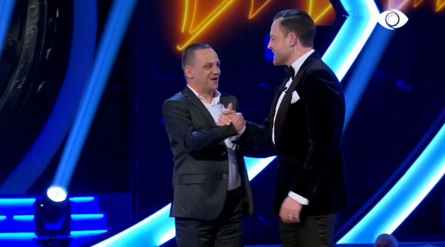 Shqiptarët i “mbaruan” hallet, mbyllen në shtëpi! Nisi Bg Brother 3 Shqiptarët i “mbaruan” hallet, mbyllen në shtëpi! Nisi Bg Brother 3