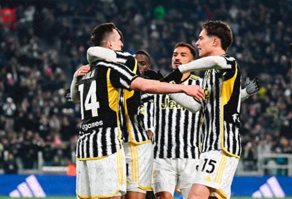 Juventus kalon pa probleme Frosinonen, sfidon Lazion në gjysmëfinalen e Kupës Juventus kalon pa probleme Frosinonen, sfidon Lazion në gjysmëfinalen e Kupës
