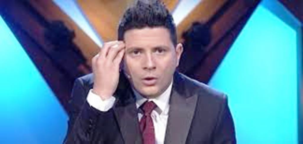 Pas publikimeve për pastrim parash, reagon Ermal Mamaqi: Kush shpifi, do ndiqet penalisht! Pas publikimeve për pastrim parash, reagon Ermal Mamaqi: Kush shpifi, do ndiqet penalisht!