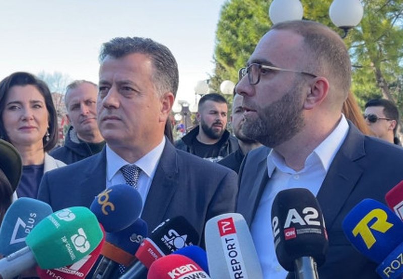 “U bëre deputet mbi gjakun e një njeriu”! Sherri Bardhi-Noka: Përgjigju për vilën 700 mijë euro në Gjirin e Lalzit! Ke mik trafikant droge “U bëre deputet mbi gjakun e një njeriu”! Sherri Bardhi-Noka: Përgjigju për vilën 700 mijë euro në Gjirin e Lalzit! Ke mik trafikant droge