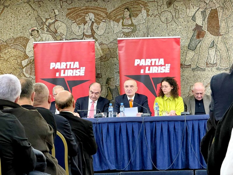 Juristi Romeo Kara: Altin Dumani fut në panik Ilir Metën! Prokurorët kanë zbuluar prona dhe pasuri që dyshohet se ai dhe bashkëshortjai i kanë fshehur Juristi Romeo Kara: Altin Dumani fut në panik Ilir Metën! Prokurorët kanë zbuluar prona dhe pasuri që dyshohet se ai dhe bashkëshortjai i kanë fshehur