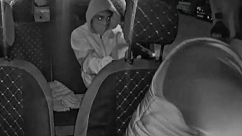 VIDEO/ Taksisti qëllohet për vdekje, klienti 19-vjeçar e vret pas mbërritjes në destinacion VIDEO/ Taksisti qëllohet për vdekje, klienti 19-vjeçar e vret pas mbërritjes në destinacion