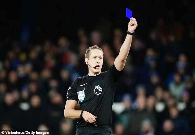 Karton blu në vend të të kuqit, Jurgen Klop: Ç’janë këto rregulla, po e dëmtojnë futbollin! Karton blu në vend të të kuqit, Jurgen Klop: Ç’janë këto rregulla, po e dëmtojnë futbollin!