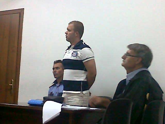 Zhvati një shtetas për të ndikuar tek gjyqtarët, zbardhet masa e GJKKO për avokatin Petraq Semani Zhvati një shtetas për të ndikuar tek gjyqtarët, zbardhet masa e GJKKO për avokatin Petraq Semani