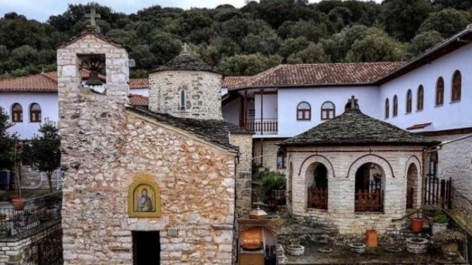 Fshati Çam ku jetoi Olimpia nëna e Aleksandrit, motra e Pirros (Foto) Fshati Çam ku jetoi Olimpia nëna e Aleksandrit, motra e Pirros (Foto)