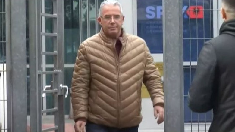 FredI Dionisis Beleris e denoncoi SPAKU i gatshëm e “paketoi” Jorgo Goron! Akuza nga Beleris: Ka dhënë një rikthim prone prej 5512 m2 himariotit Foto Mëhilli, e cila u ble nga ish deputeti i PS-së, Artan Gaçi FredI Dionisis Beleris e denoncoi SPAKU i gatshëm e “paketoi” Jorgo Goron! Akuza nga Beleris: Ka dhënë një rikthim prone prej 5512 m2 himariotit Foto Mëhilli, e cila u ble nga ish deputeti i PS-së, Artan Gaçi