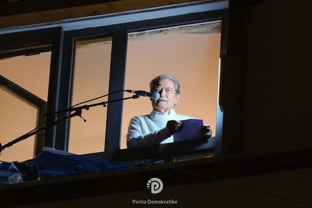 Pjesë nga “lehjet” e plakut të tërbuar nga halja e tij provizore! Edi Rama si uzurpator në Shkodër! Atë që i ka bërë Veriut nuk i’a kanë bërë as pushtuesit Pjesë nga “lehjet” e plakut të tërbuar nga halja e tij provizore! Edi Rama si uzurpator në Shkodër! Atë që i ka bërë Veriut nuk i’a kanë bërë as pushtuesit