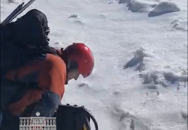 Humb jetën turistja kroate në Malin e Jezercës, shpëtohen shtatë turistët e tjerë të bllokuar