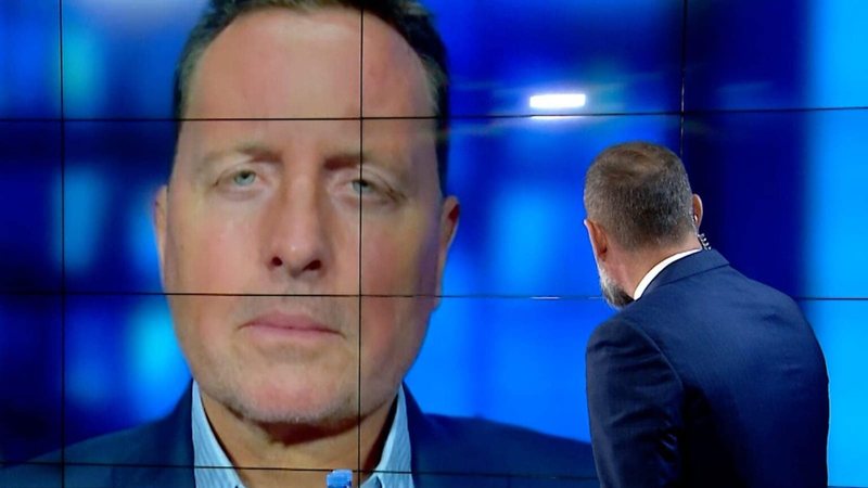 Kush ua zuri gojën Berishës dhe mediave të tij, që heshtin për dhëndrin e Donald Trump? Kush ua zuri gojën Berishës dhe mediave të tij, që heshtin për dhëndrin e Donald Trump?