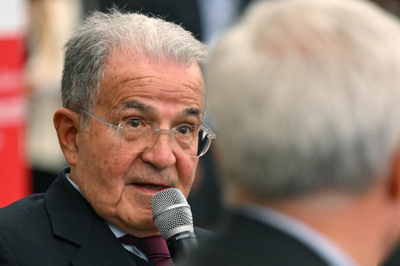 Romano Prodi: Evropa është shumë vonë me zgjerimin, Shqipëria gjithmonë e ka pasur vendin në BE Romano Prodi: Evropa është shumë vonë me zgjerimin, Shqipëria gjithmonë e ka pasur vendin në BE