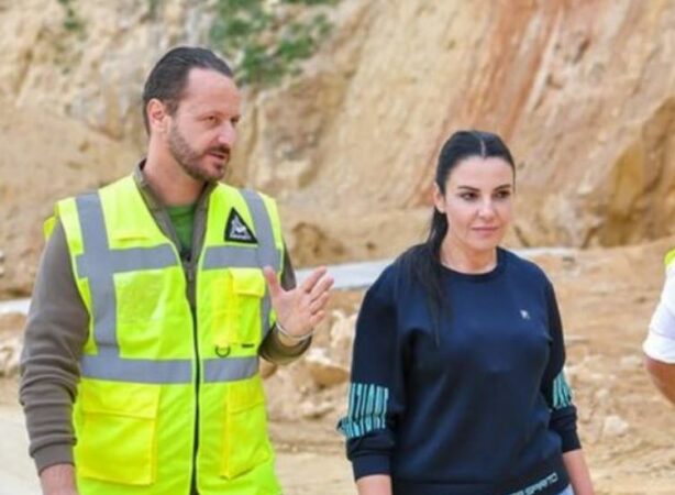 Kush është Evis Berberi, drejtori “kanakar” i Belinda Ballukut? Kush është Evis Berberi, drejtori “kanakar” i Belinda Ballukut?