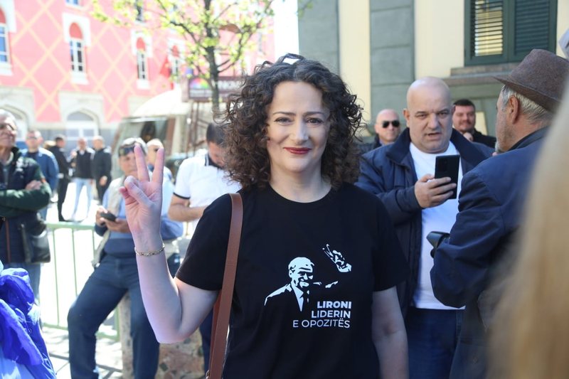 Bëmat e familjes “Salbino”! Biznesmeni Zafar Ansar: Takova Berishën, menjëherë më pas më shkruajti Argita, kërkoi 3 milionë euro dhe duhet të blija tokën e Damir Fazlliçit!