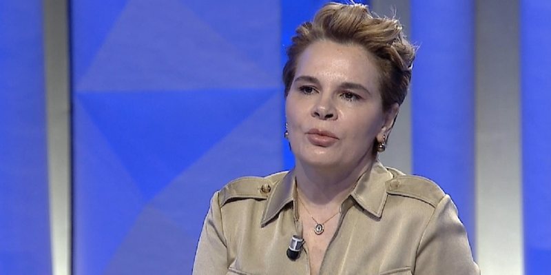 Monika Kryemadhi: Sheri me Ilir Metën nisi për atë paçavuren e famshme… Monika Kryemadhi: Sheri me Ilir Metën nisi për atë paçavuren e famshme…