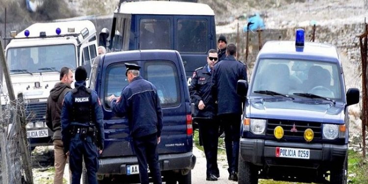 Akuzohet për pastrim parash, sekuestrohen pronat e biznesmenit në Shkodër! Shoqëria tregtare, 97 automjete e llogari bankare! Akuzohet për pastrim parash, sekuestrohen pronat e biznesmenit në Shkodër! Shoqëria tregtare, 97 automjete e llogari bankare!