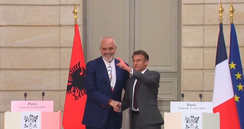 Rama i premton Macron: Shqiptarët kanë aftësi unike besnikërie! Nëse do të jeni në vështirësi të jashtëzakonshme thërrisni… Rama i premton Macron: Shqiptarët kanë aftësi unike besnikërie! Nëse do të jeni në vështirësi të jashtëzakonshme thërrisni…