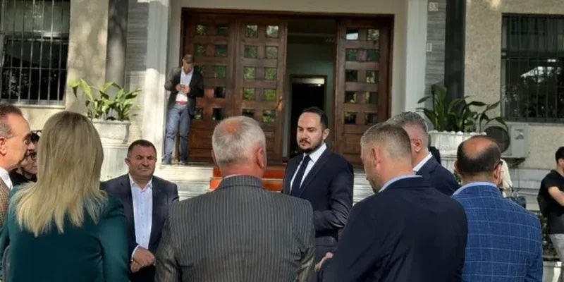 Çfarë sëmundje ka Ervin Salianji? Çfarë sëmundje ka Ervin Salianji?