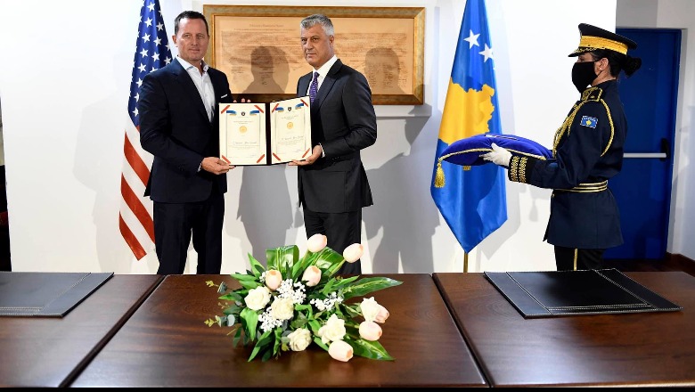 “The New York Times”: Grenelli i propozoi Trump të vizitonte Thaçin në Hagë! Endrra për t’u emëruar Sekretar Amerikan i Shtetit e investimet në Ballkan “The New York Times”: Grenelli i propozoi Trump të vizitonte Thaçin në Hagë! Endrra për t’u emëruar Sekretar Amerikan i Shtetit e investimet në Ballkan