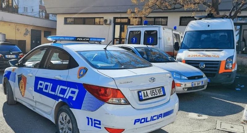 U vetëplagos me armë zjarri në këmbë, gardisti 28-vjeçar është shoqërues i kreut të KQZ-së U vetëplagos me armë zjarri në këmbë, gardisti 28-vjeçar është shoqërues i kreut të KQZ-së
