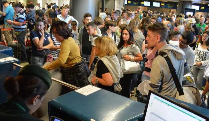 Mungesa e fuqisë punëtore shqetësim edhe për Italinë: Të rinjtë po ikin nga vendi Mungesa e fuqisë punëtore shqetësim edhe për Italinë: Të rinjtë po ikin nga vendi