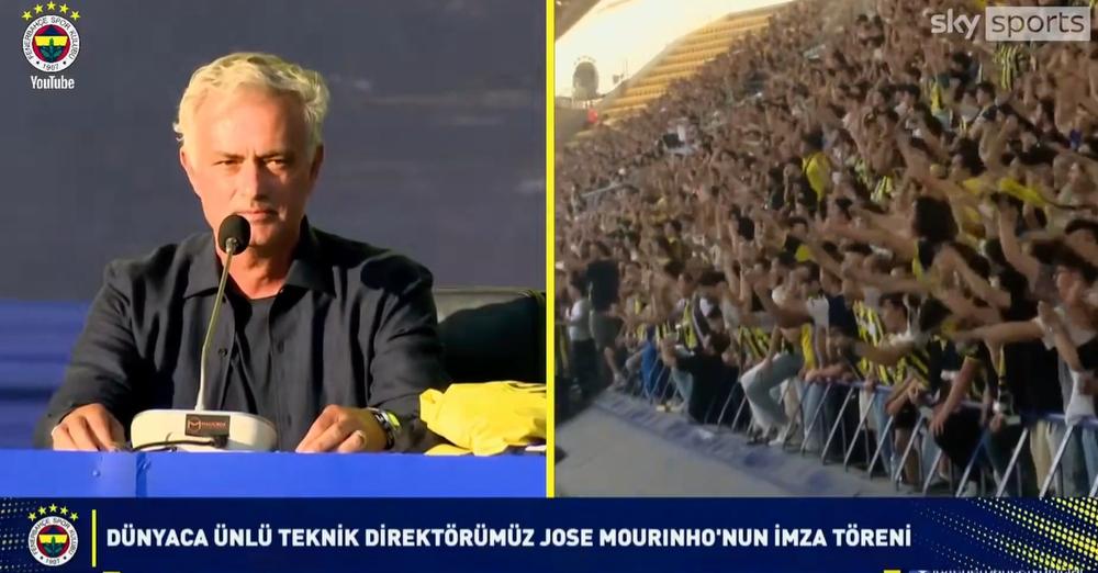 VIDEO/ Çmenduri në Stamboll! Murinjo zyrtarizohet te Fenerbahçe, tifozët ndezin stadiumin si të ishin në derbi VIDEO/ Çmenduri në Stamboll! Murinjo zyrtarizohet te Fenerbahçe, tifozët ndezin stadiumin si të ishin në derbi