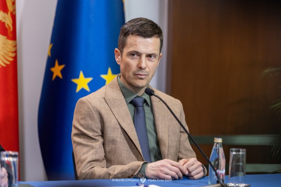 Mali i Zi, Shqipëria, Kroacia e Bosnja pa drita, Ministri i Energjisë i Malit të Zi del me deklaratë Mali i Zi, Shqipëria, Kroacia e Bosnja pa drita, Ministri i Energjisë i Malit të Zi del me deklaratë