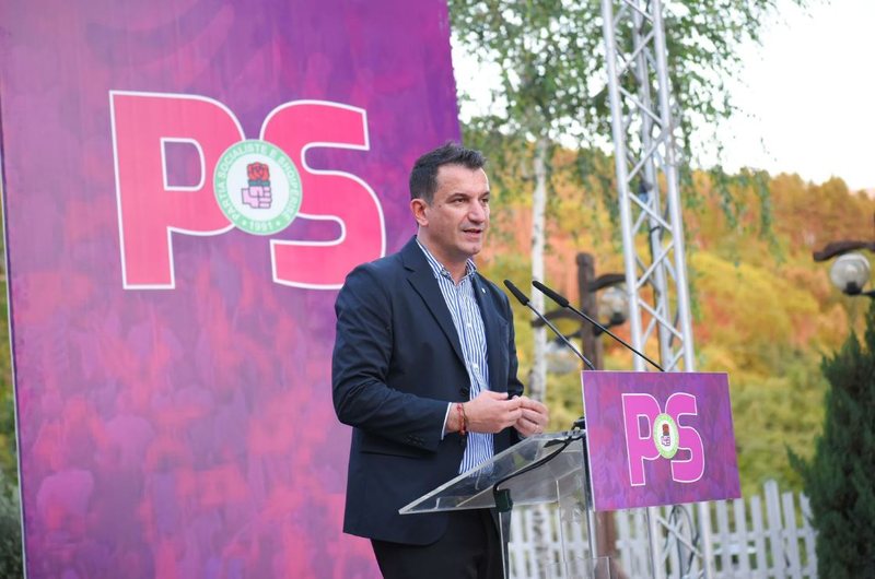 Veliaj ironizon Bashën e Këlliçin: Njëri lyente flokët, tjetri aq sa mbjell flokë në kokë ne kemi bërë shkolla