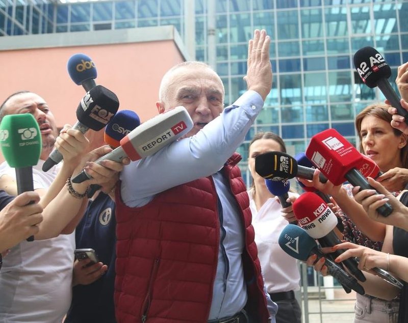 Meta-Kryemadhi të përgjuar nga BKH: Ja detajet nga dosja që po heton prokurori Sotir Kllapi Meta-Kryemadhi të përgjuar nga BKH: Ja detajet nga dosja që po heton prokurori Sotir Kllapi