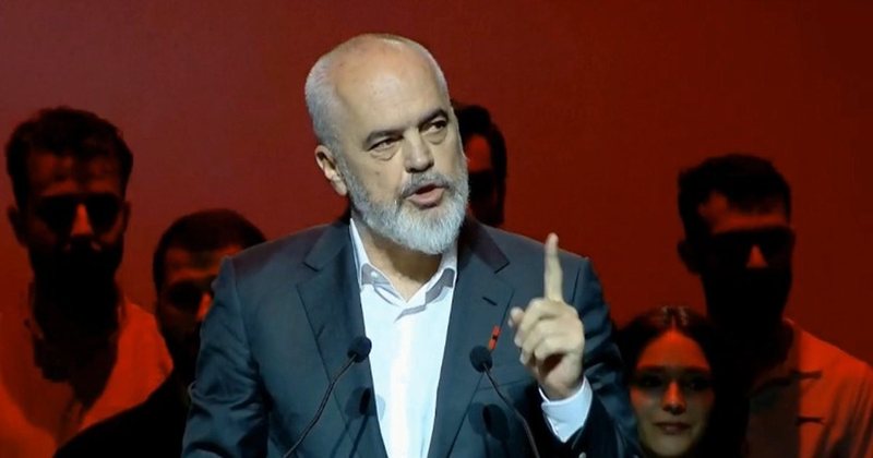 Tensionet në Parlament, reagon ashpër Rama: Mos i falni më, duhen shkatërruar përfundimisht me… Tensionet në Parlament, reagon ashpër Rama: Mos i falni më, duhen shkatërruar përfundimisht me…