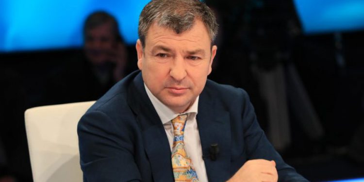 Vangjush Dako del nga GJKKO: Do kërkojmë gjykim të shkurtuar! Nuk kanë asnjë provë ndaj shtyjnë hetimet Vangjush Dako del nga GJKKO: Do kërkojmë gjykim të shkurtuar! Nuk kanë asnjë provë ndaj shtyjnë hetimet