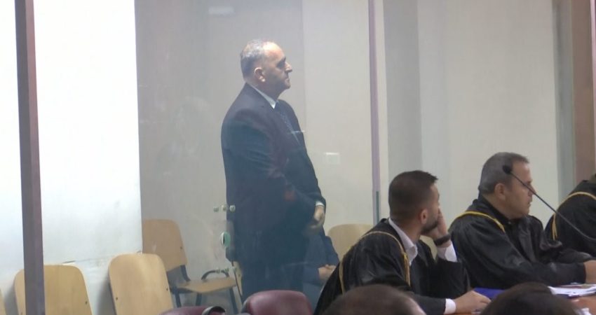 Mandati i eurodeputetit nuk ka asnjë fuqi në legjislacionin shqiptarë! A do kërkoi gjykata revokimin e mandatit të Belerit?! Mandati i eurodeputetit nuk ka asnjë fuqi në legjislacionin shqiptarë! A do kërkoi gjykata revokimin e mandatit të Belerit?!