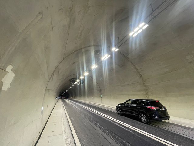 Tuneli i Llogarasë, Balluku: Vetëm 48 orë nga hapja, 22 mijë automjete kanë kaluar përmes tij Tuneli i Llogarasë, Balluku: Vetëm 48 orë nga hapja, 22 mijë automjete kanë kaluar përmes tij