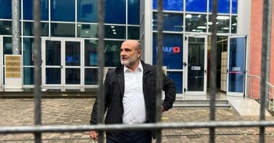 Futi duart në arkën e shtetit, reagon ‘sheiku’ Vullnet Sinaj: Kam hequr dorë nga kompanitë e mia, dhuroj rrogën për bamirësi Futi duart në arkën e shtetit, reagon ‘sheiku’ Vullnet Sinaj: Kam hequr dorë nga kompanitë e mia, dhuroj rrogën për bamirësi