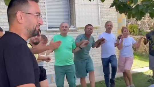 VIDEOLAJM/ “Erdhi Baba Tomorri, erdhi në shtëpinë e tij”! Ilir Meta e ‘kall’ në malin e Tomorrit