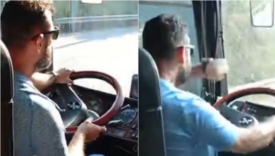 VIDEO/ E frikshme! Momentet e tmerrit të turistëve shqiptarë në autobus në Korfuz, shoferi lëshon timonin, i binte vetes me grushte e ulërinte VIDEO/ E frikshme! Momentet e tmerrit të turistëve shqiptarë në autobus në Korfuz, shoferi lëshon timonin, i binte vetes me grushte e ulërinte