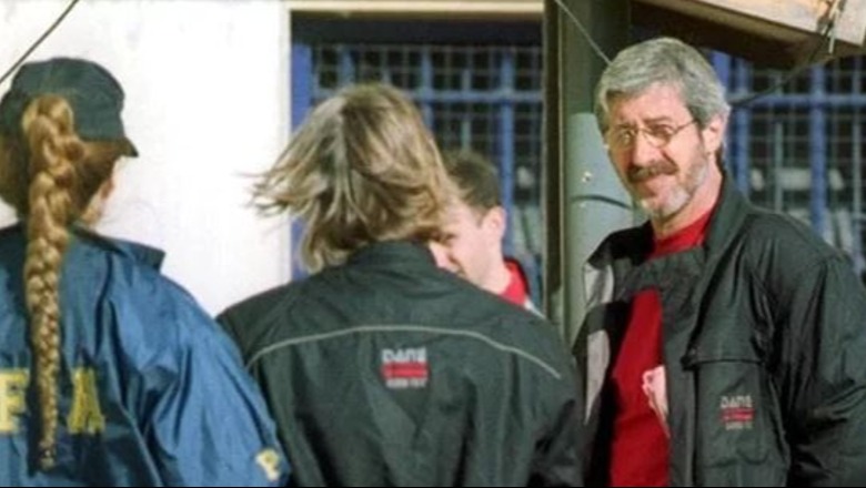 Arrestohet në Argjentinë anëtari i “Brigada Rosa” italiane, bleu shtëpinë ku u mbajt peng Aldo Moro! Prej 44 vitesh në kërkim Arrestohet në Argjentinë anëtari i “Brigada Rosa” italiane, bleu shtëpinë ku u mbajt peng Aldo Moro! Prej 44 vitesh në kërkim