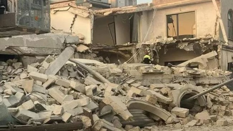 VIDEO/ Godina e dyqanit më të frekuentuar në Brindizi shembet në 3 sekonda! Detaji që shmangu tragjedinë VIDEO/ Godina e dyqanit më të frekuentuar në Brindizi shembet në 3 sekonda! Detaji që shmangu tragjedinë