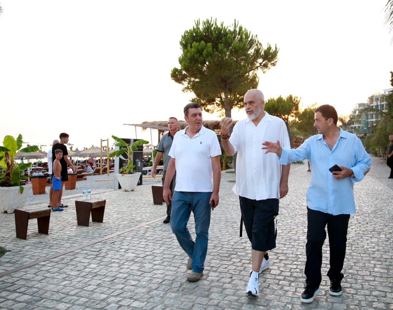 Ç’të bëjmë më shumë ne përballë Ramës? Ç’të bëjmë më shumë ne përballë Ramës?