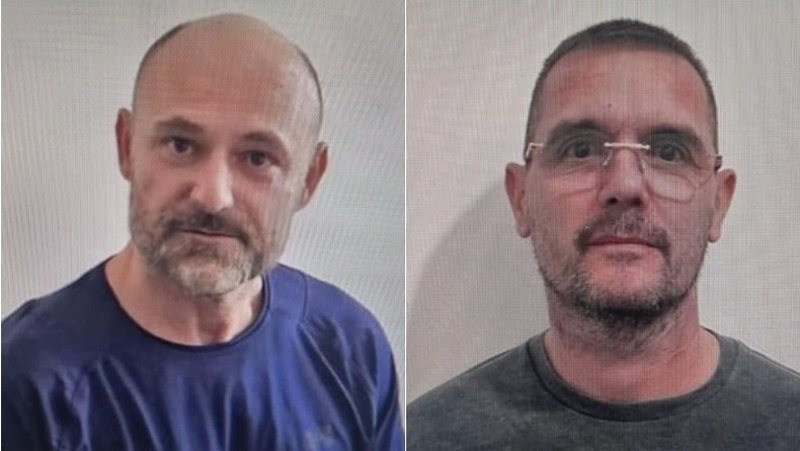 U ekstraduan nga Dubai, dalin fotot e Plarent Dervishajt dhe Juljan Meçajt nga ambientet e Policisë në Tiranë U ekstraduan nga Dubai, dalin fotot e Plarent Dervishajt dhe Juljan Meçajt nga ambientet e Policisë në Tiranë