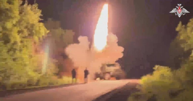 Rusët janë vetëm 10 km larg, komandantët ukrainas fajësojnë rekrutët e rinj për dështimin Rusët janë vetëm 10 km larg, komandantët ukrainas fajësojnë rekrutët e rinj për dështimin