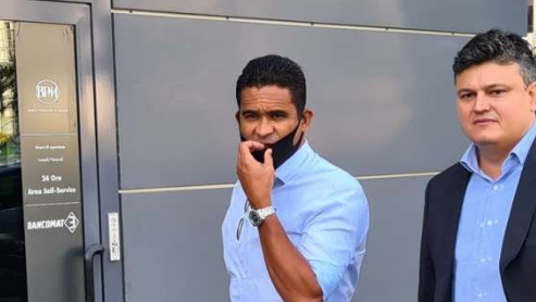 E TRISHTË/ Ndahet nga jeta në moshën 20-vjeçare djali i legjendës së Milanit E TRISHTË/ Ndahet nga jeta në moshën 20-vjeçare djali i legjendës së Milanit