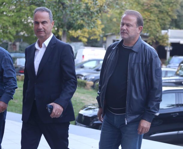 Gati “revolta” e madhe për Gridën pa Salanjin: Nga Gjin Gjoni te Dashua i Lazaratit, Genc Pollo me çantë sekrete Gati “revolta” e madhe për Gridën pa Salanjin: Nga Gjin Gjoni te Dashua i Lazaratit, Genc Pollo me çantë sekrete