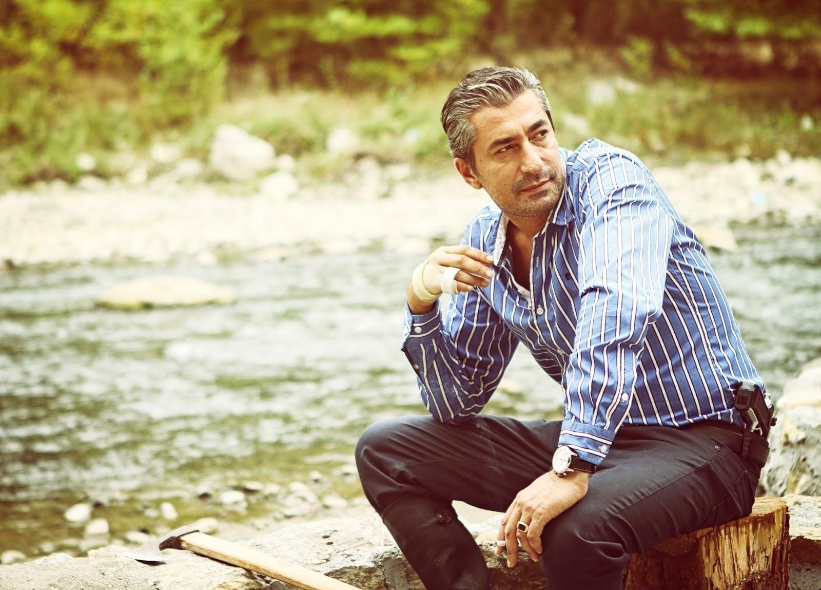 Kaloi pushimet në Shqipëri, aktori turk Erkan Petekkaya i mahnitur me vendin tonë: U ndjeva si në shtëpinë time Kaloi pushimet në Shqipëri, aktori turk Erkan Petekkaya i mahnitur me vendin tonë: U ndjeva si në shtëpinë time