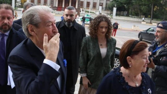 Dosja/ Kjo është e gjithë skema e “Berisha-Malltezit” për privatizimin e ‘Partizanit’: Ligje të porositura, shteti në gjunjë dhe milionat e eurove fitim Dosja/ Kjo është e gjithë skema e “Berisha-Malltezit” për privatizimin e ‘Partizanit’: Ligje të porositura, shteti në gjunjë dhe milionat e eurove fitim