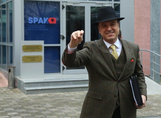 Agjensia imobiliare “Malltezi”: Si zbuloi SPAK apartamentet luksoze në 4 shtete perëndimore Agjensia imobiliare “Malltezi”: Si zbuloi SPAK apartamentet luksoze në 4 shtete perëndimore