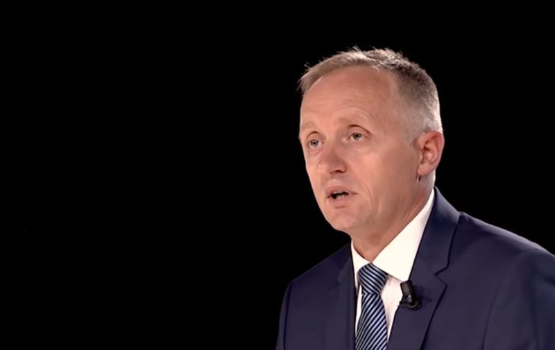 Sot je, nesër s’je